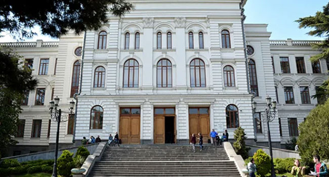 “მივმართავთ ჩვენს ლექტორებს, დადგნენ საკუთარი სტუდენტების გვერდით” _ თსუ-ს სტუდენტები