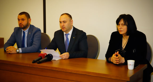 „ახალგაზრდა ადვოკატები“ ბიზნესმენ არსენ კუტალაძის თვითმკვლელობამდე მიყვანის საქმის შესწავლას იწყებს