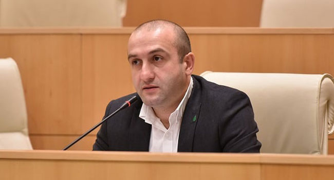 იაგო ხვიჩია: პრეზიდენტი, როგორც „ტროას ცხენი“, წინასაარჩევნოდ ოპოზიციაში შეაგზავნეს და ოპოზიციას ზედ არჩევნებზე „აფეთქებს“!