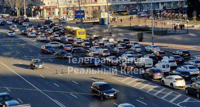იმედია სიურპრიზი გამოვა – რა ხდება კიევში
