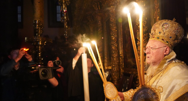 რას მოუწოდებს მსოფლიო პატრიარქი  რუსეთს და უკრაინას