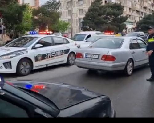 ტაქსი ქვეითს შეეჯახა – ვიდეოკადრები ადგილიდან