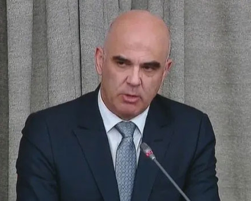 ალან ბერსე: “აქ დასასვენებლად ხომ არ ჩამოვსულვართ?”