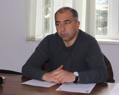 “აქცენტი გაკეთდა ქარიზმატიკაზე” – გოჩა ჯანაშია ენმ-ს არჩევნების შესახებ