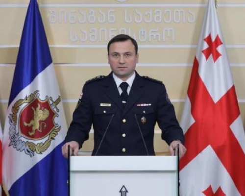 რა ამოიღო პოლიციამ ბლოგერ უჩა აბაშიძის და მისი მეუღლის ბინებიდან