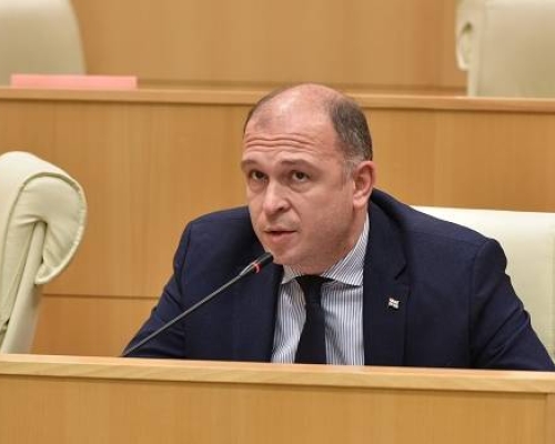 კომიტეტმა ლევან მგალობლიშვილისთვის  პარლამენტის წევრის უფლებამოსილების ვადამდე შეწყვეტის თაობაზე იმსჯელა