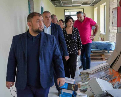ჩოხატაურის მუნიციპალიტეტის სოფელ გორაბერეჟოულში საჯარო სკოლის  რეაბილიტაცია მიმდინარეობს