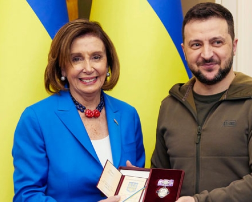 “იქამდე ვიქნებით თქვენ გვერდით, სანამ ეს ბრძოლა წარმატებით არ დასრულდება” – ნენსი პელოსი ზელენსკის შეხვდა