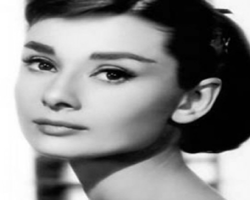 დიდ ბრიტანეთში ოდრი ჰეპბერნი გაიხსენეს