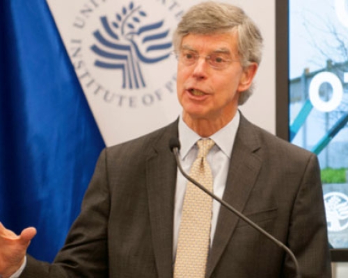 უკრაინელებს უფლება აქვთ რუსეთის ტერიტორიაზე რუსულ არტილერიას ესროლონ – აშშ-ს ყოფილი ელჩი უკრაინაში