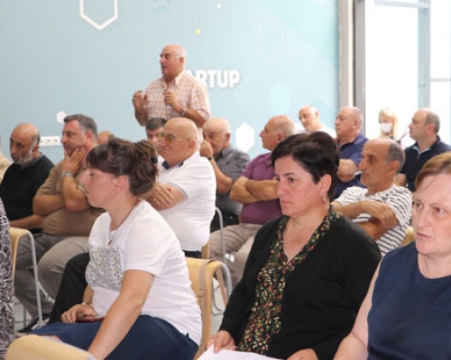 ტექნოპარკში ადგილობრივ მეწარმეებთან შეხვედრა გაიმართა