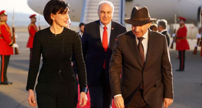 საქართველოში ნიკოლ ფაშინიანის ვიზიტი დაიწყო